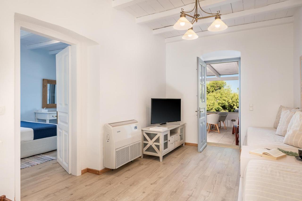 Four Seasons Hydra Luxury Suites Buitenkant foto