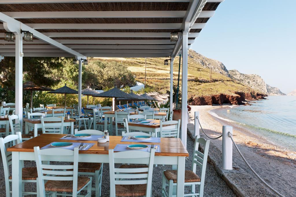 Four Seasons Hydra Luxury Suites Buitenkant foto